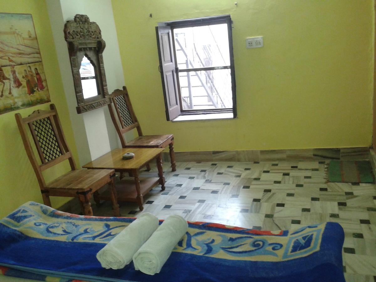 Hare Krishna Home Stay Guest House Jodhpur  Room photo